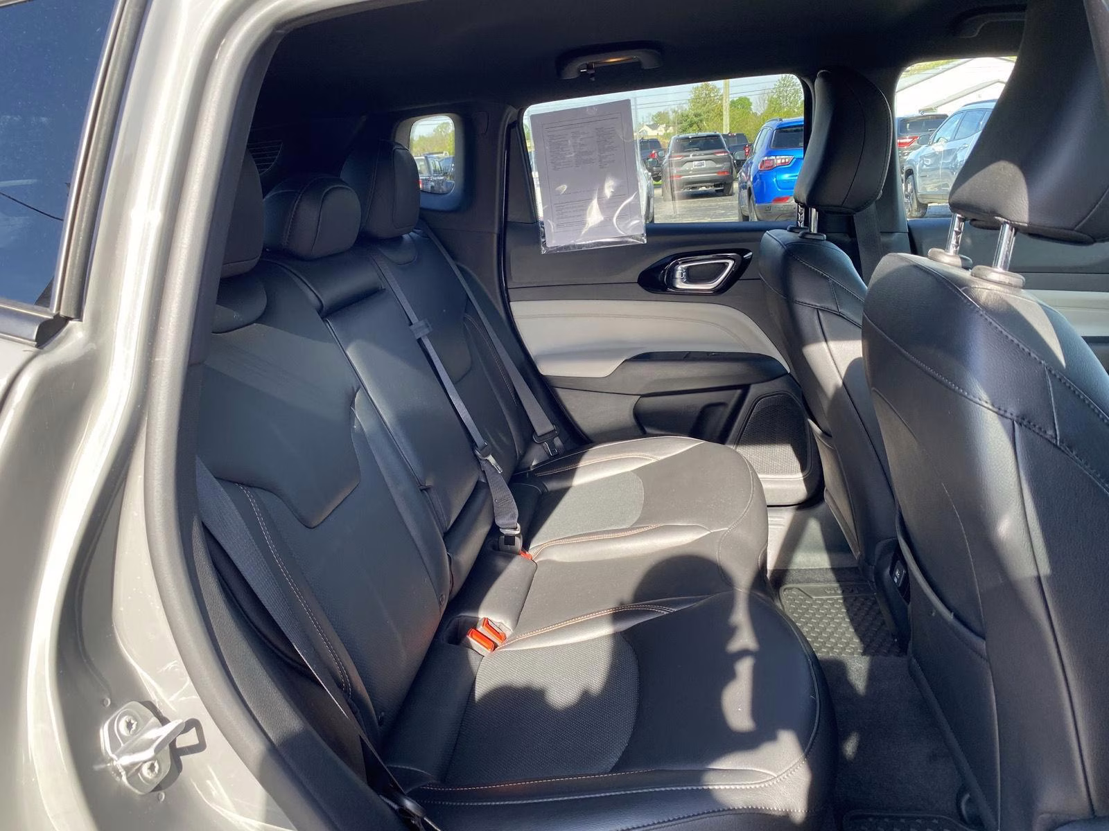 2023 Sting-Gray Clearcoat Jeep Compass Limited 4X4 SUV
