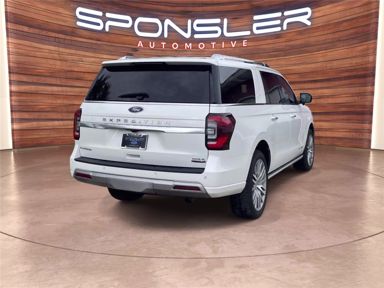2022 Star White Metallic Tri-Coat Ford Expedition Max Platinum 4X4 SUV