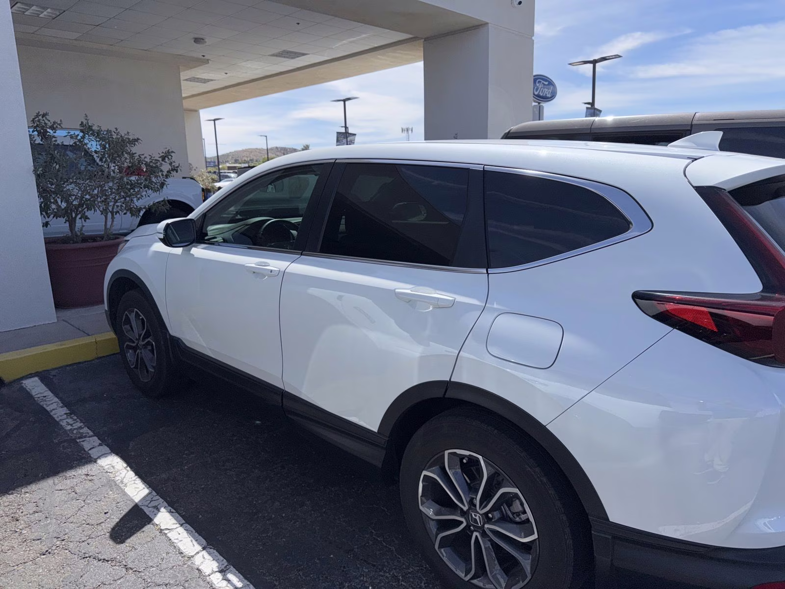 2021 White Honda CR-V EX AWD SUV