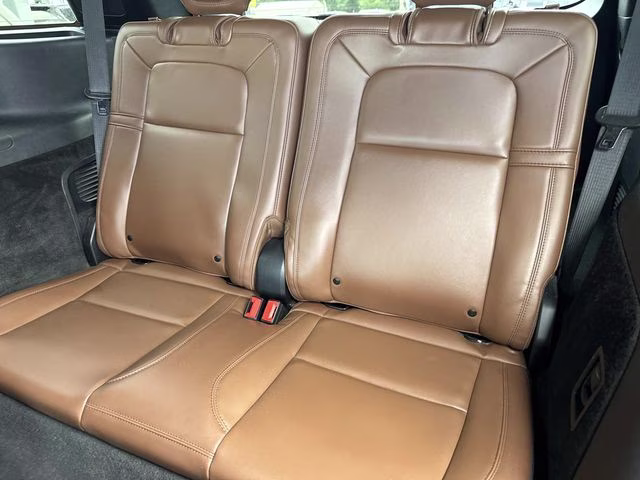 2022 Black Metallic Lincoln Aviator Reserve AWD SUV