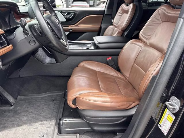 2022 Black Metallic Lincoln Aviator Reserve AWD SUV