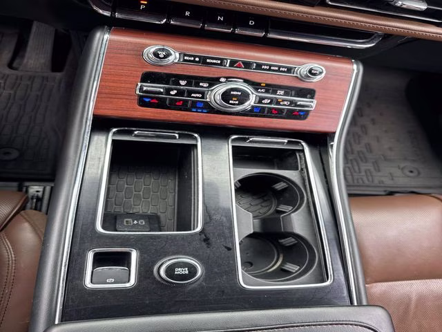 2022 Black Metallic Lincoln Aviator Reserve AWD SUV
