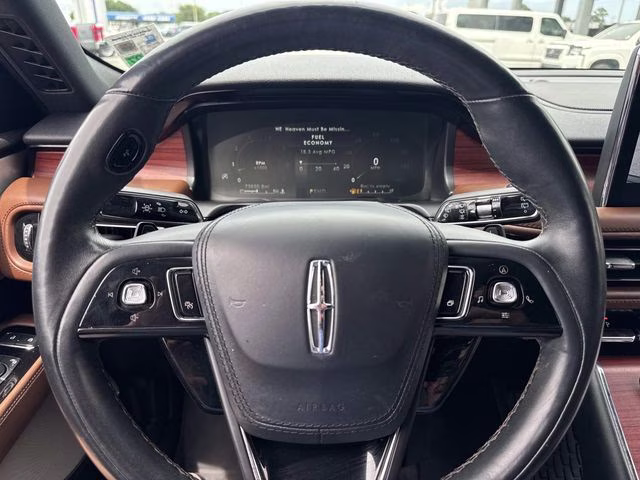 2022 Black Metallic Lincoln Aviator Reserve AWD SUV