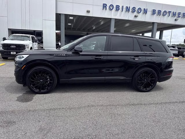 2022 Black Metallic Lincoln Aviator Reserve AWD SUV