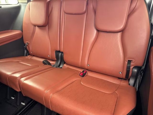 2022 Ceramic White Kia Carnival SX FWD Van
