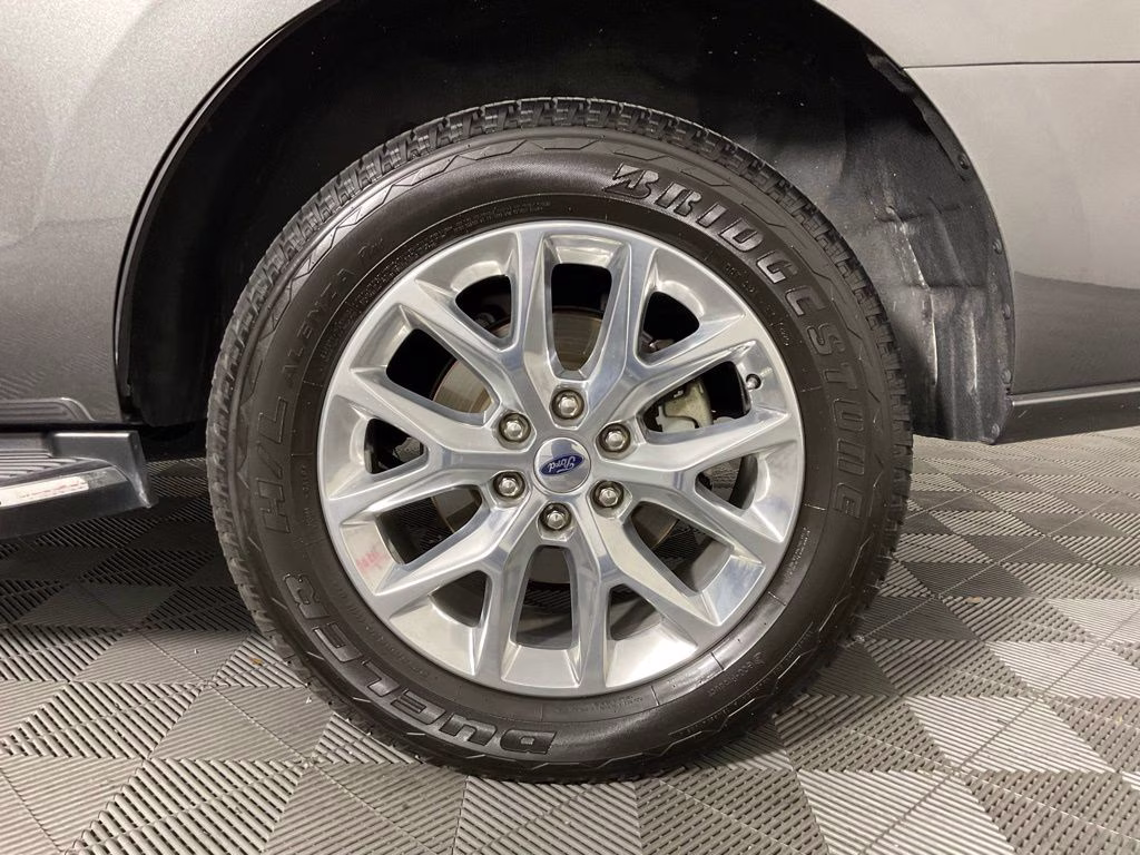 2021 Magnetic Ford Expedition XLT RWD SUV