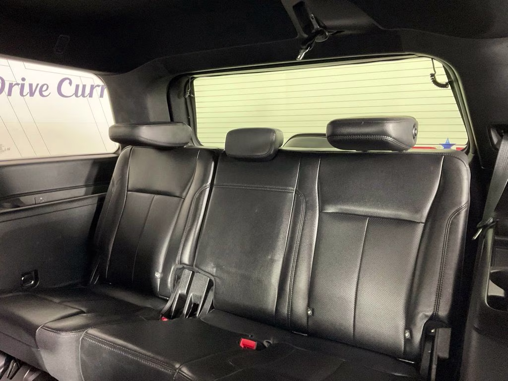 2021 Magnetic Ford Expedition XLT RWD SUV