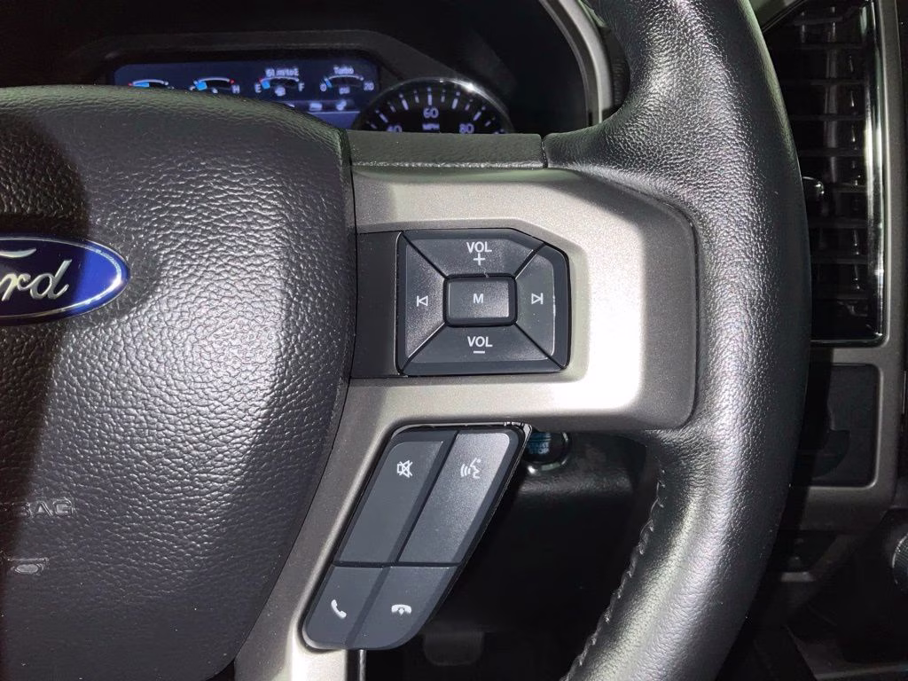 2021 Magnetic Ford Expedition XLT RWD SUV