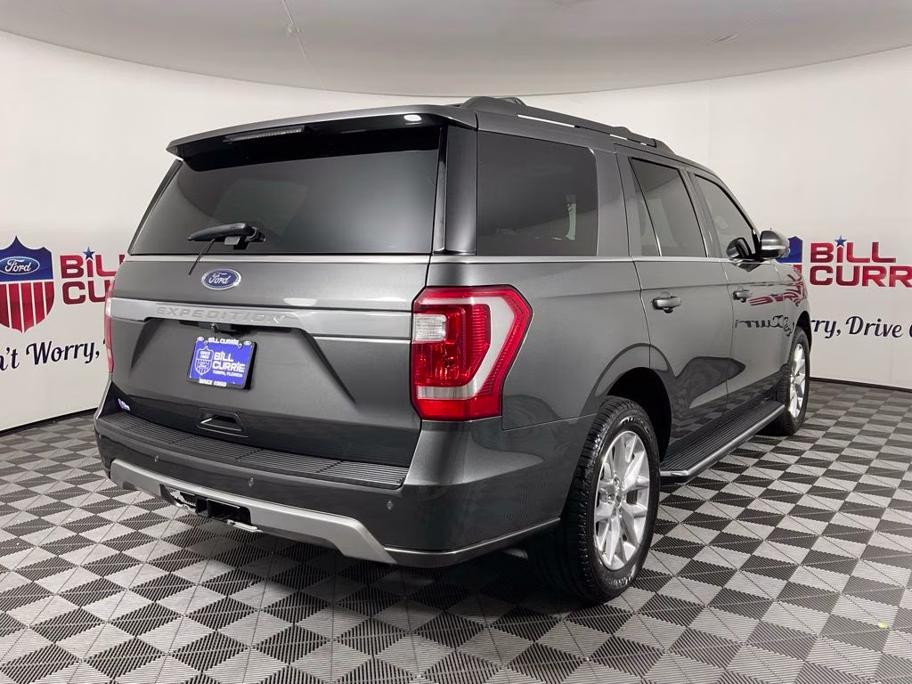 2021 Magnetic Ford Expedition XLT RWD SUV
