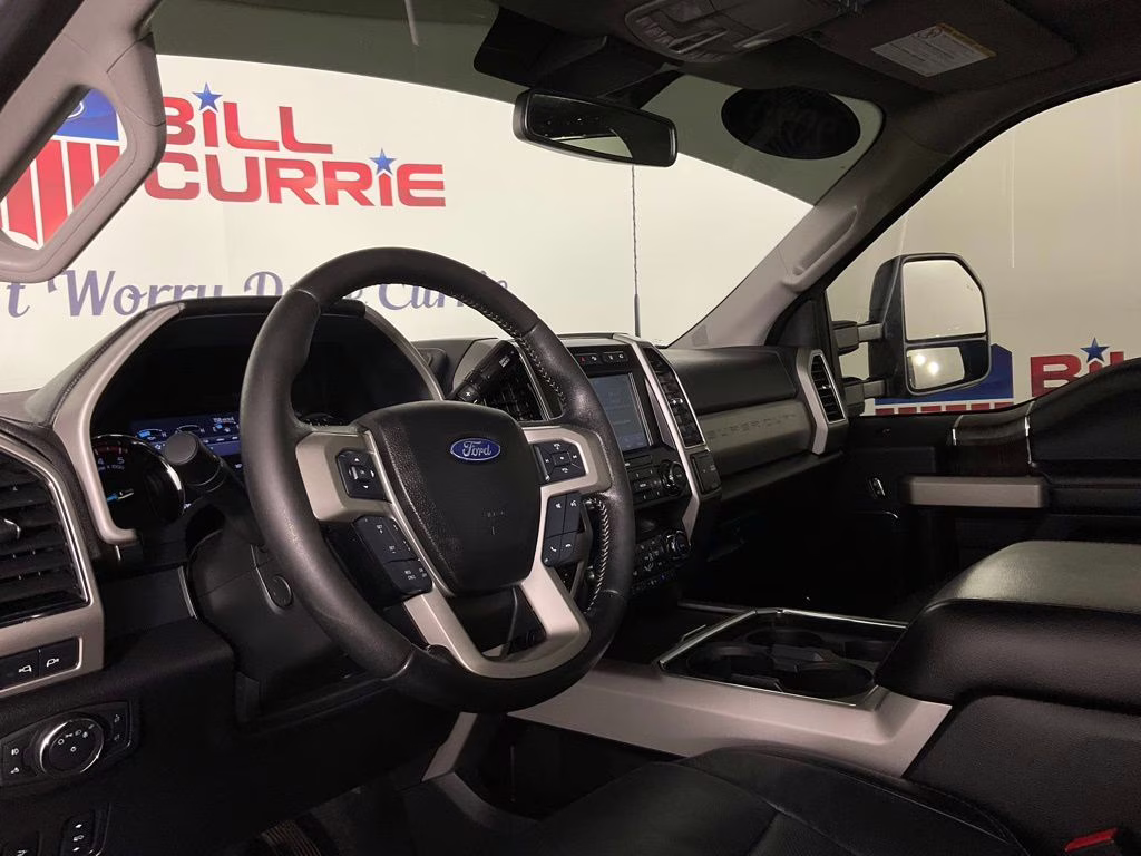 2020 Black Metallic Ford Super Duty F-250 SRW Lariat 4X4 Truck