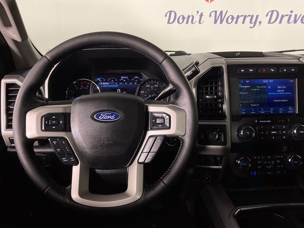 2020 Black Metallic Ford Super Duty F-250 SRW Lariat 4X4 Truck