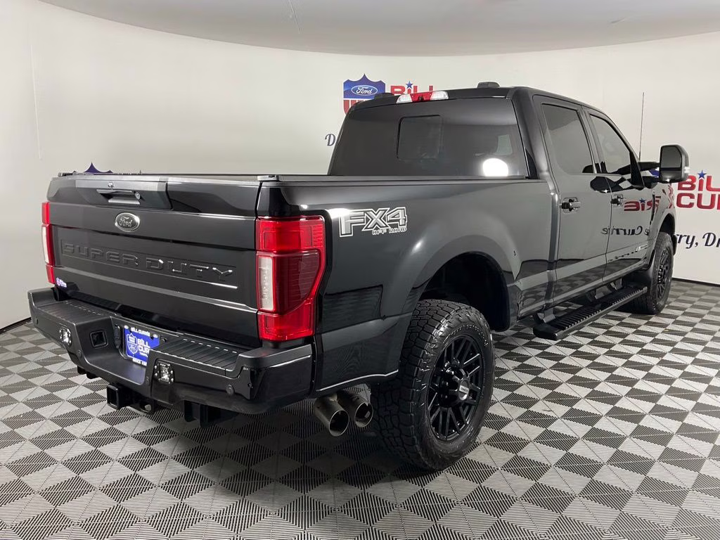 2020 Black Metallic Ford Super Duty F-250 SRW Lariat 4X4 Truck