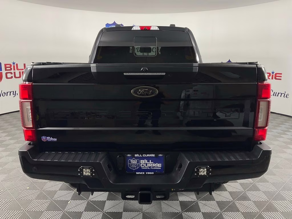 2020 Black Metallic Ford Super Duty F-250 SRW Lariat 4X4 Truck