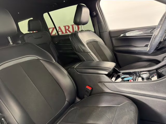 2023 Bright White Clearcoat Jeep Grand Cherokee L Altitude 4X4 SUV