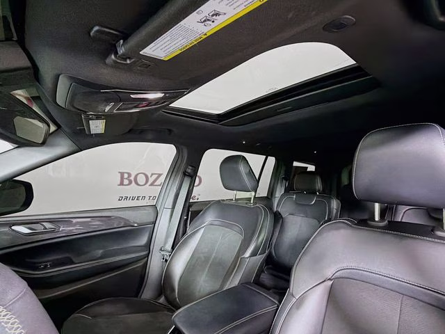 2023 Bright White Clearcoat Jeep Grand Cherokee L Altitude 4X4 SUV