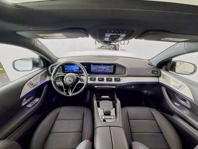 2025 Silver Mercedes-Benz GLE GLE 450 4MATIC AWD Coupe