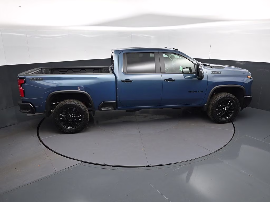2026 Lakeshore Blue Chevrolet Silverado 2500HD LT 4X4 Truck