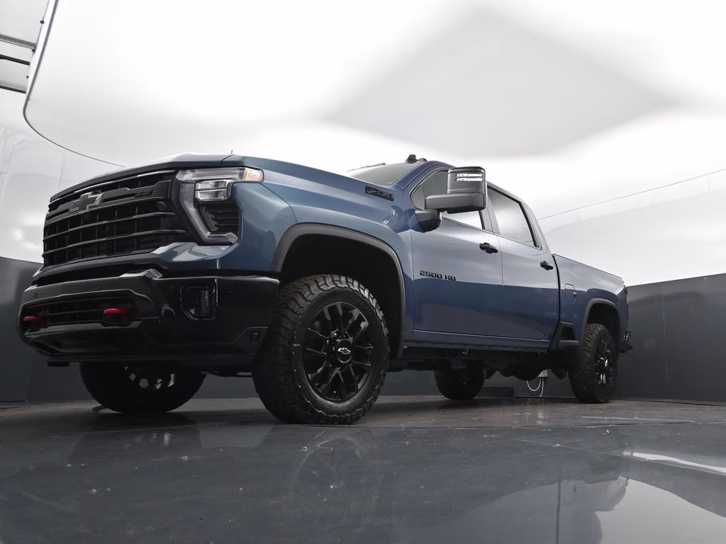 2026 Lakeshore Blue Chevrolet Silverado 2500HD LT 4X4 Truck