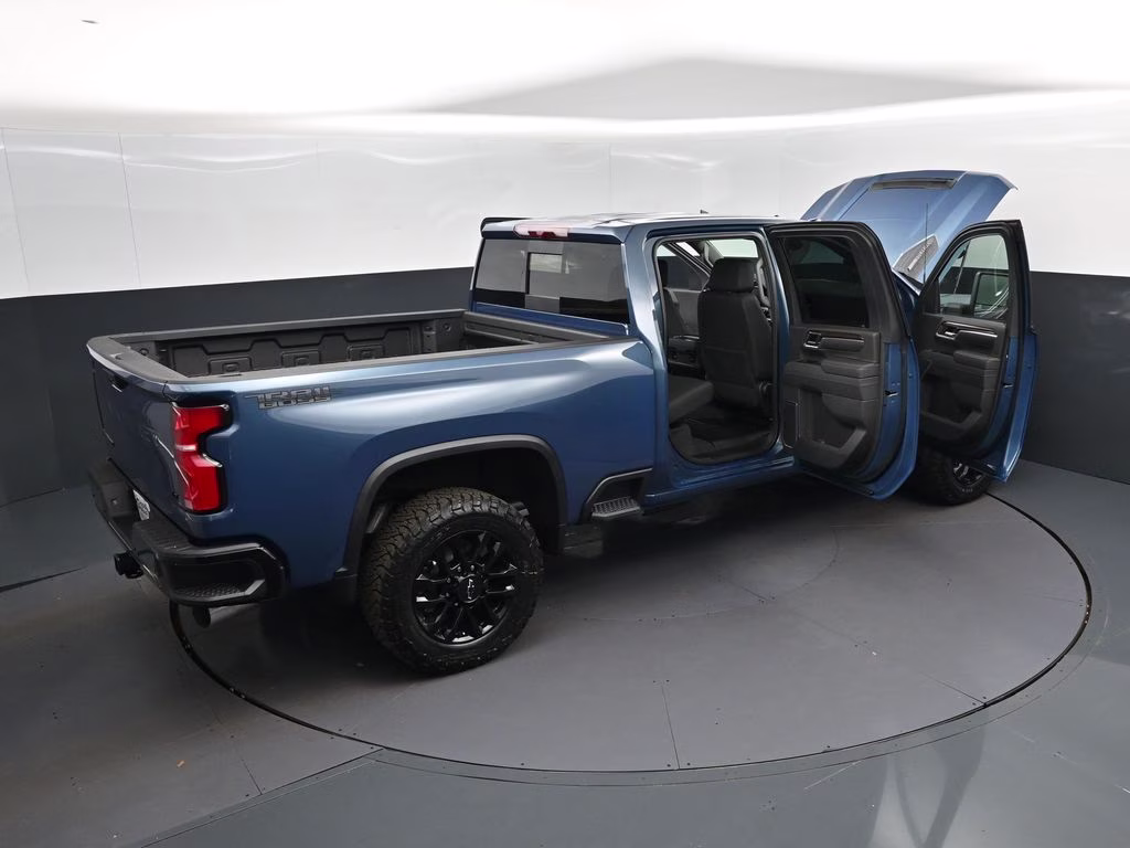 2026 Lakeshore Blue Chevrolet Silverado 2500HD LT 4X4 Truck