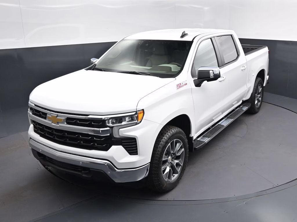 2026 Summit White Chevrolet Silverado 1500 LT 4X4 Truck