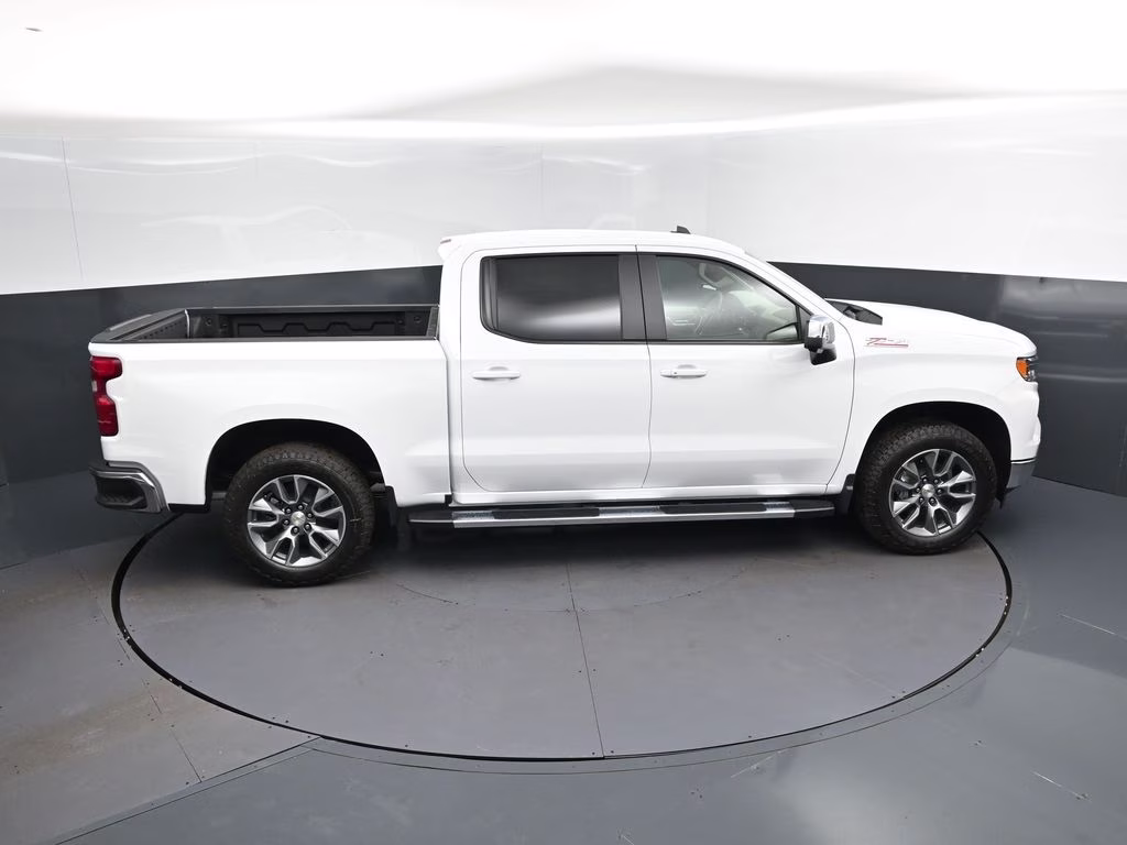 2026 Summit White Chevrolet Silverado 1500 LT 4X4 Truck