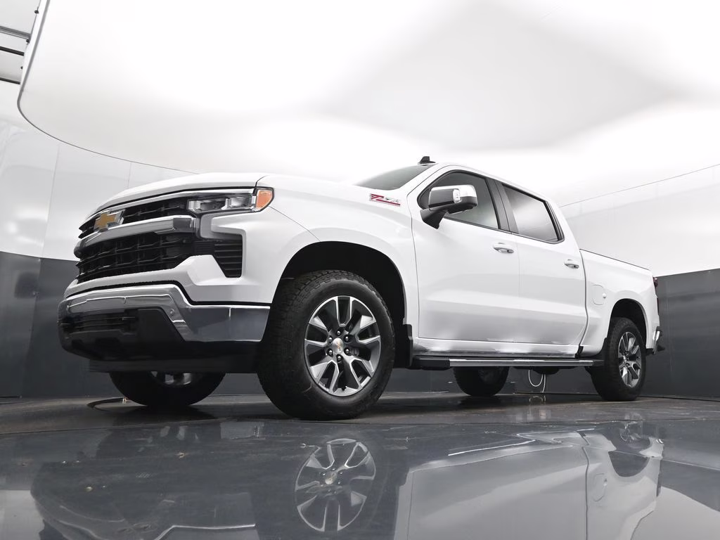 2026 Summit White Chevrolet Silverado 1500 LT 4X4 Truck