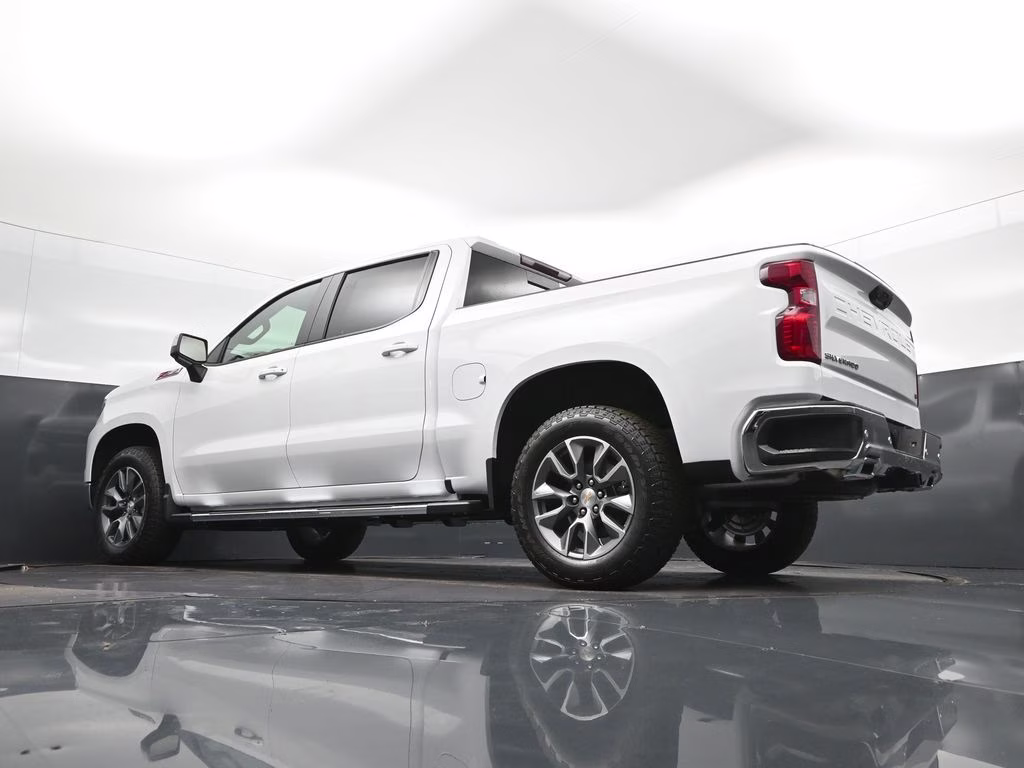 2026 Summit White Chevrolet Silverado 1500 LT 4X4 Truck