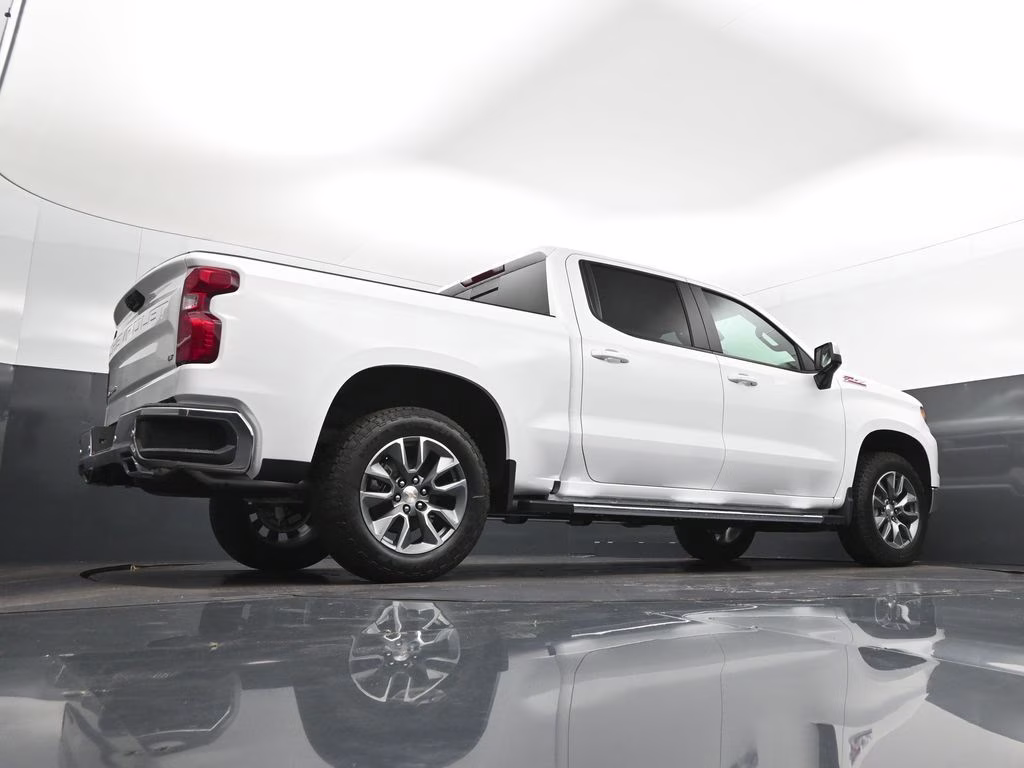 2026 Summit White Chevrolet Silverado 1500 LT 4X4 Truck