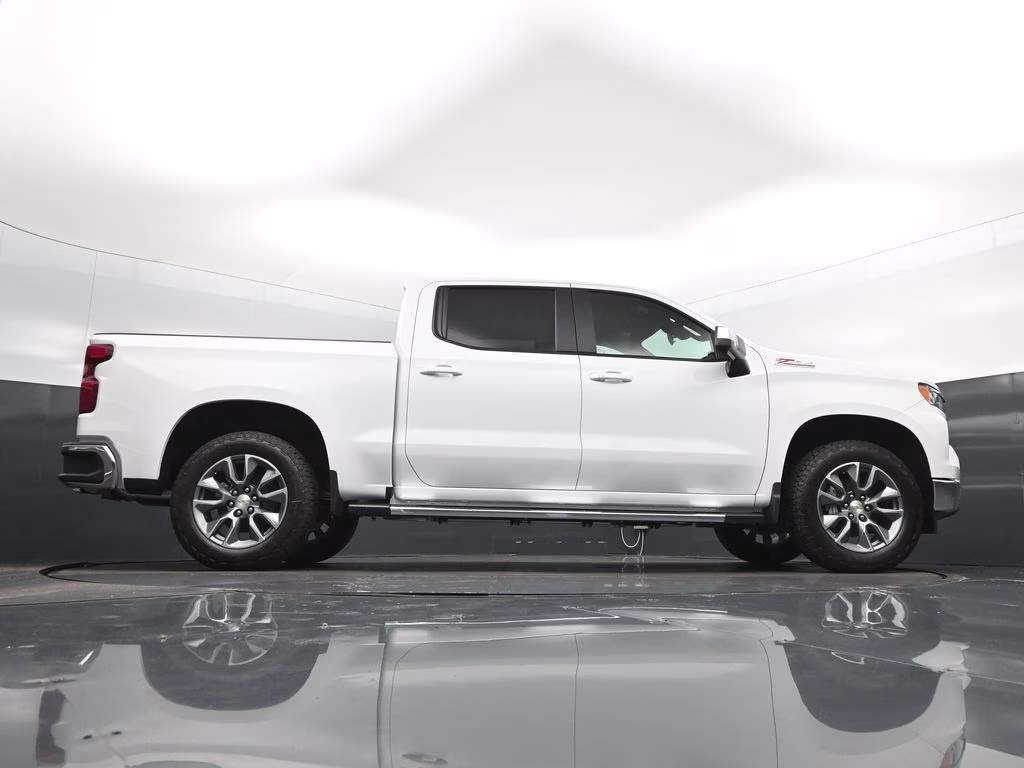 2026 Summit White Chevrolet Silverado 1500 LT 4X4 Truck
