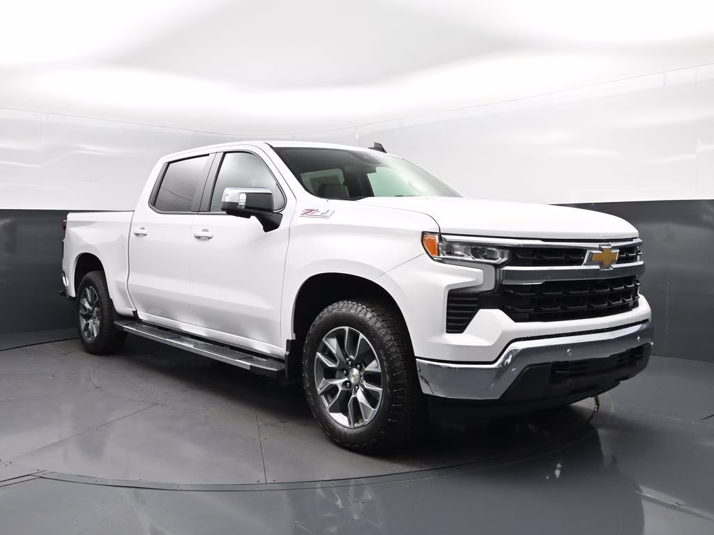 2026 Summit White Chevrolet Silverado 1500 LT 4X4 Truck