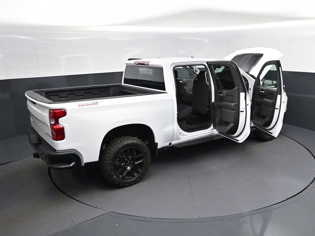 2026 Summit White Chevrolet Silverado 1500 Custom Trail Boss 4X4 Truck