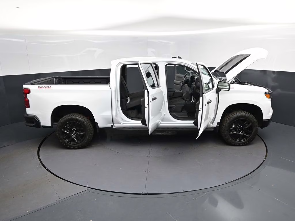 2026 Summit White Chevrolet Silverado 1500 Custom Trail Boss 4X4 Truck