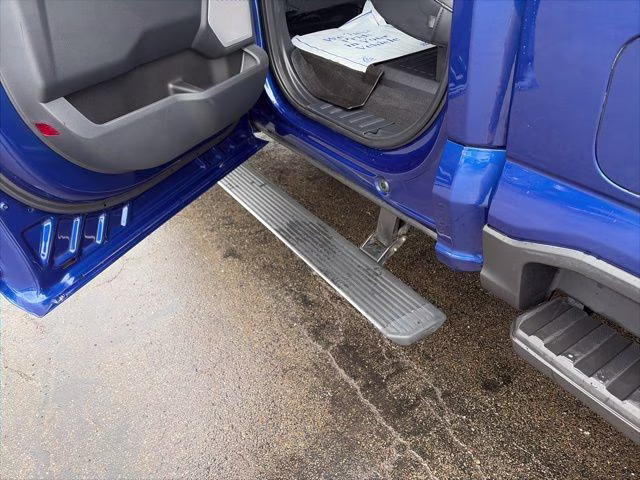 2026 Blue Metallic Ford Super Duty F-250 SRW Platinum 4X4 Truck