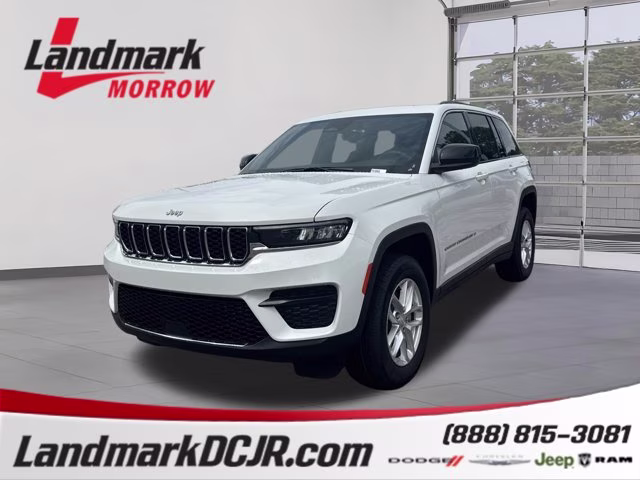 2026 Bright White Clearcoat Jeep Grand Cherokee Laredo X RWD SUV