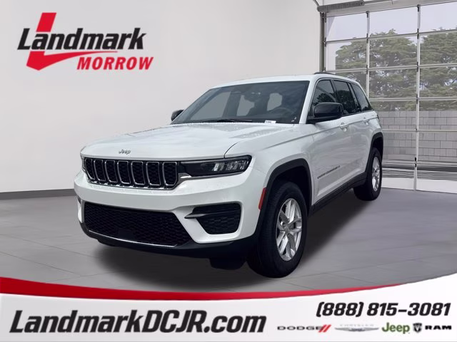 2026 Bright White Clearcoat Jeep Grand Cherokee Laredo X RWD SUV