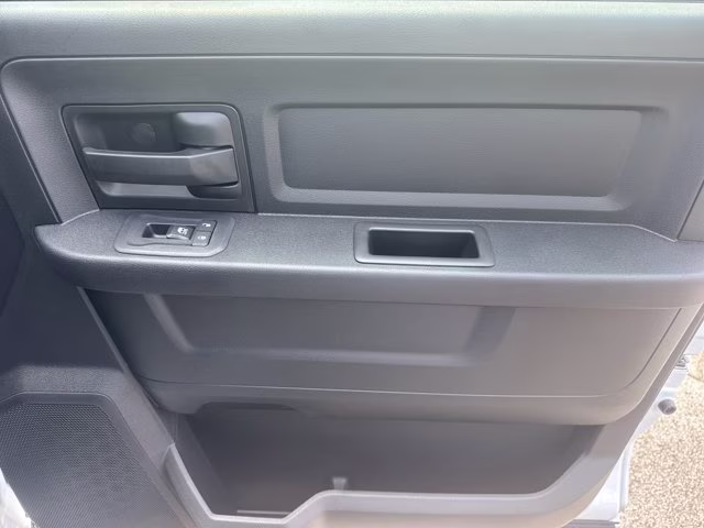 2026 Bright White Clearcoat Ram 2500 Black Express 4X4 Truck