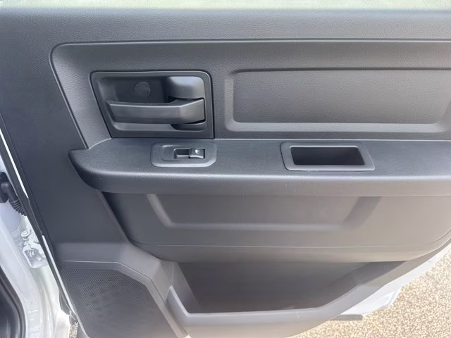 2026 Bright White Clearcoat Ram 2500 Black Express 4X4 Truck