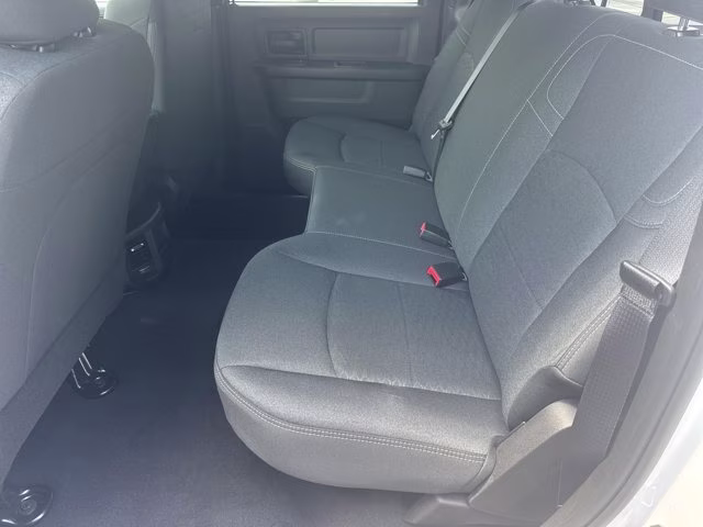 2026 Bright White Clearcoat Ram 2500 Black Express 4X4 Truck