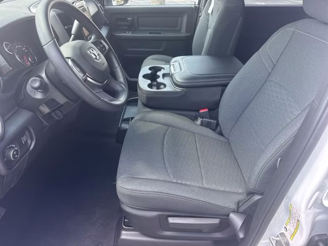 2026 Bright White Clearcoat Ram 2500 Black Express 4X4 Truck
