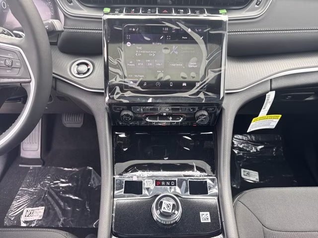 2026 Bright White Clearcoat Jeep Grand Cherokee Laredo X RWD SUV