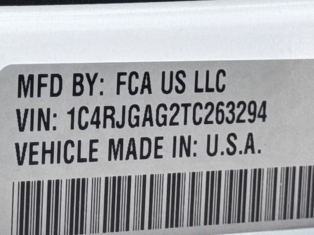 2026 Bright White Clearcoat Jeep Grand Cherokee Laredo X RWD SUV