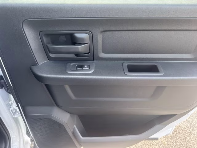 2026 Bright White Clearcoat Ram 2500 Black Express 4X4 Truck