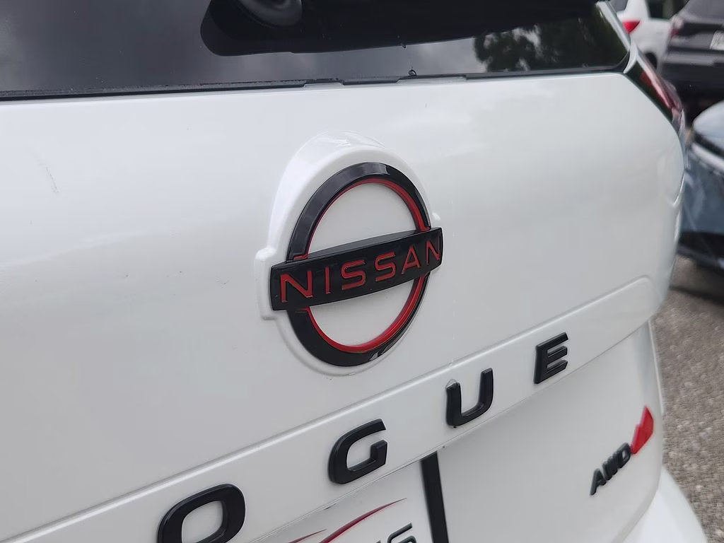 2026 Everest White Pearl Tricoat Nissan Rogue Rock Creek AWD SUV