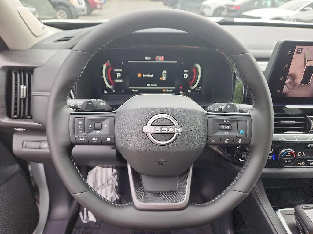 2026 Everest White Pearl Tricoat Nissan Pathfinder Platinum 4X4 SUV