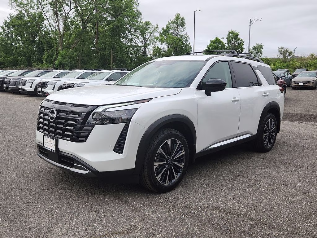 2026 Everest White Pearl Tricoat Nissan Pathfinder Platinum 4X4 SUV