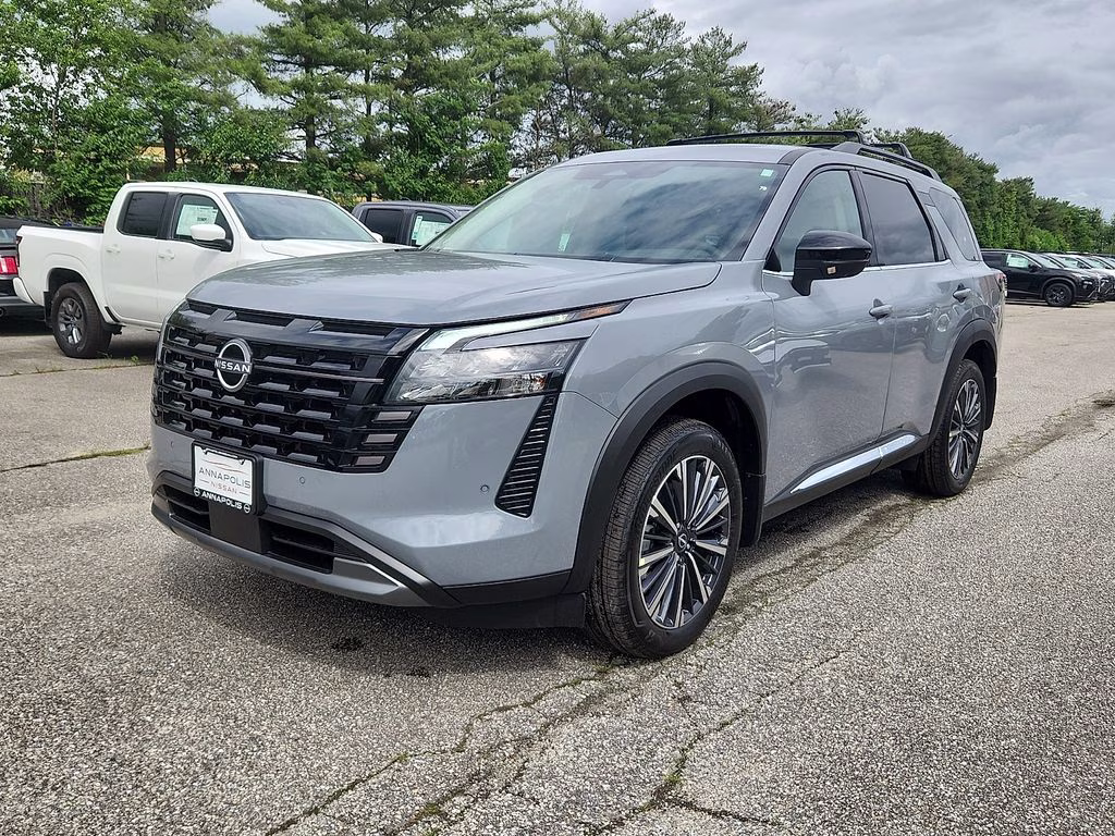 2026 Boulder Gray Pearl Nissan Pathfinder Platinum 4X4 SUV