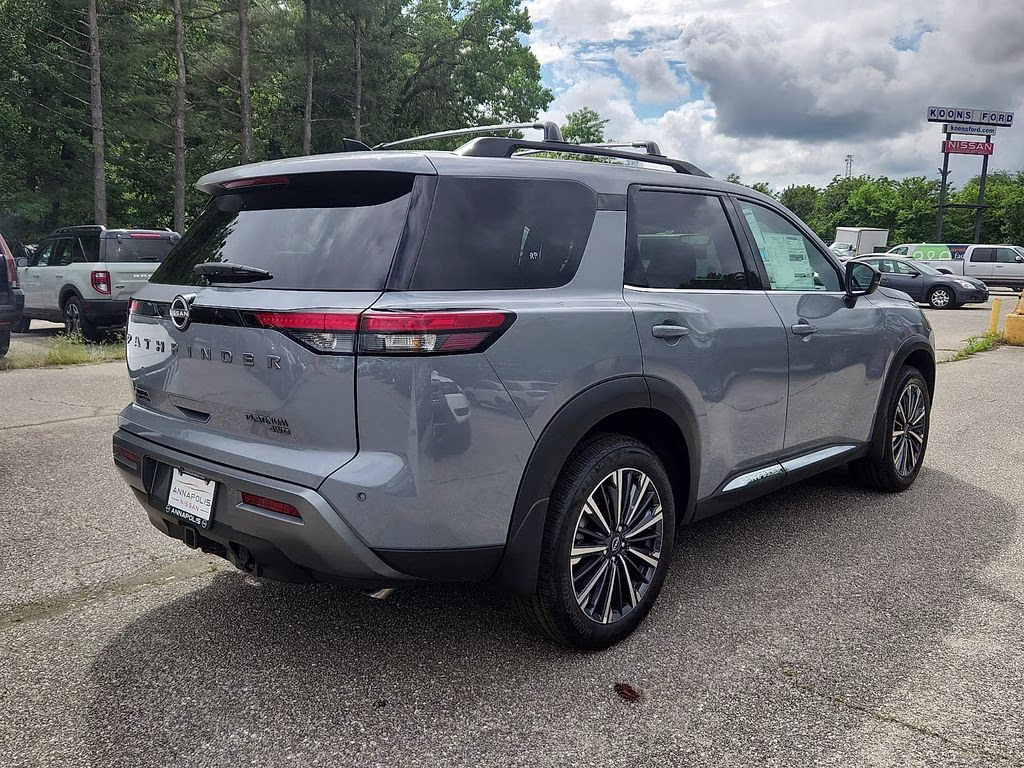 2026 Boulder Gray Pearl Nissan Pathfinder Platinum 4X4 SUV