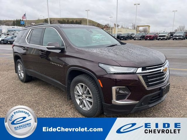 2023 Black Cherry Metallic Chevrolet Traverse LT AWD SUV