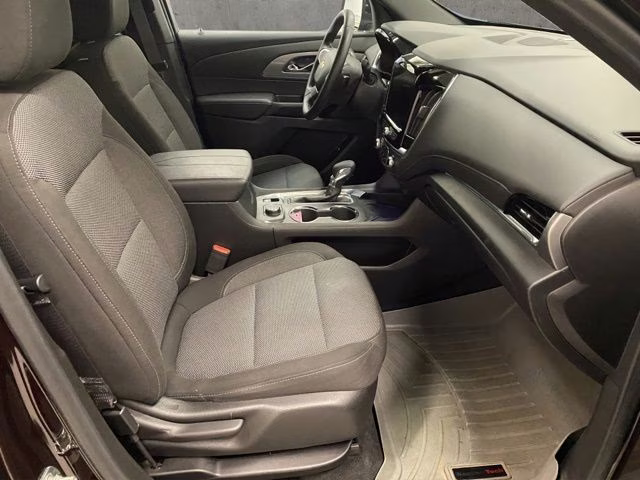 2023 Black Cherry Metallic Chevrolet Traverse LT AWD SUV