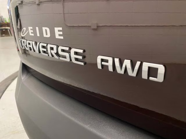 2023 Black Cherry Metallic Chevrolet Traverse LT AWD SUV